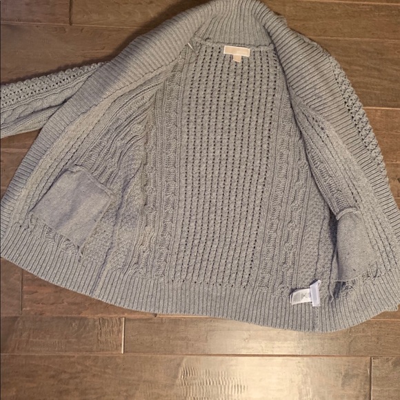 Grey Michael Kors sweater - Picture 6 of 7